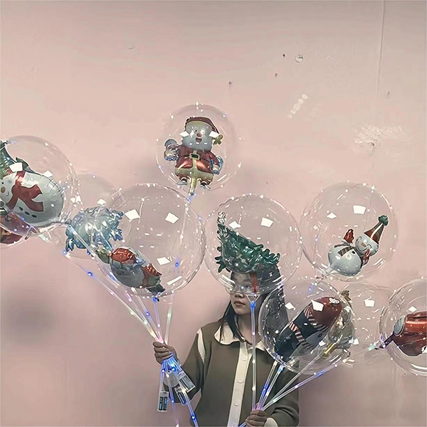 ख्रिसमस थीम असलेला बोबो बलून