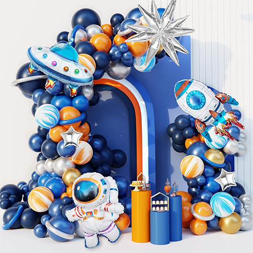 अंतराळ फुग्याची माला